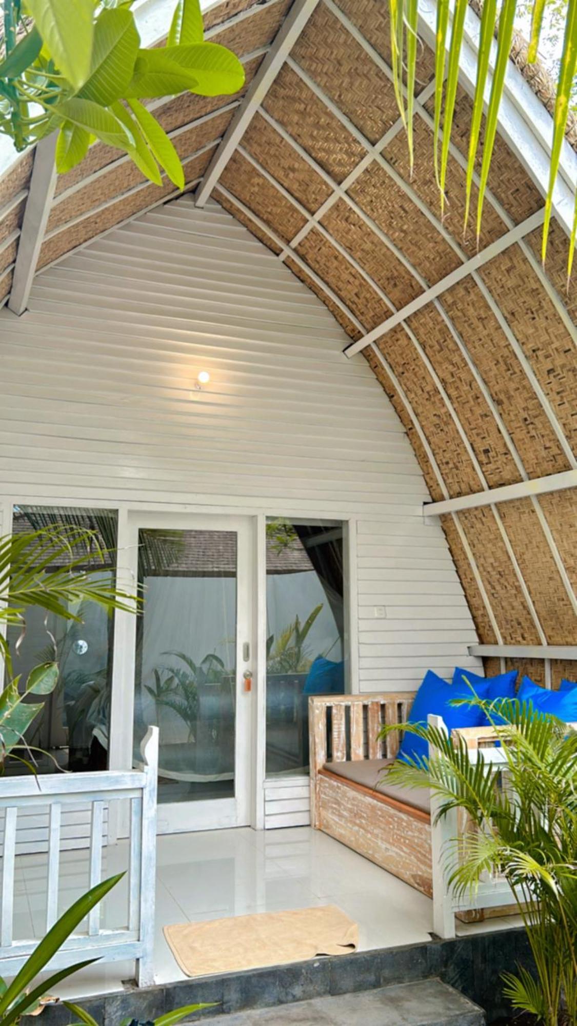 Unzipp Bungalows Gili Air Exterior photo